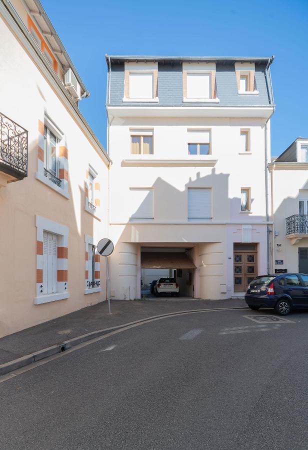 Le Belfort - Grand Appartement Avec Terrasse Et Parking Prive Vichy Esterno foto